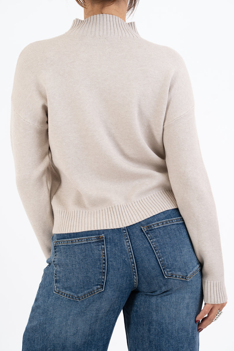 Maglione CozyVibe collo vulcano in misto viscosa