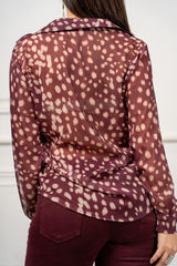 modella indossando Camicia Kalahari colore