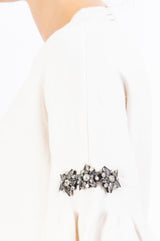 Maglia Balloon Chic con spilla gioiello