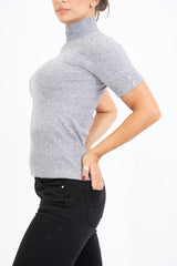 Maglia KnitChic con Mezzo Collo e Bottoncini