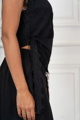 Maglia Asimmetrica con Fusciacca e Pizzo