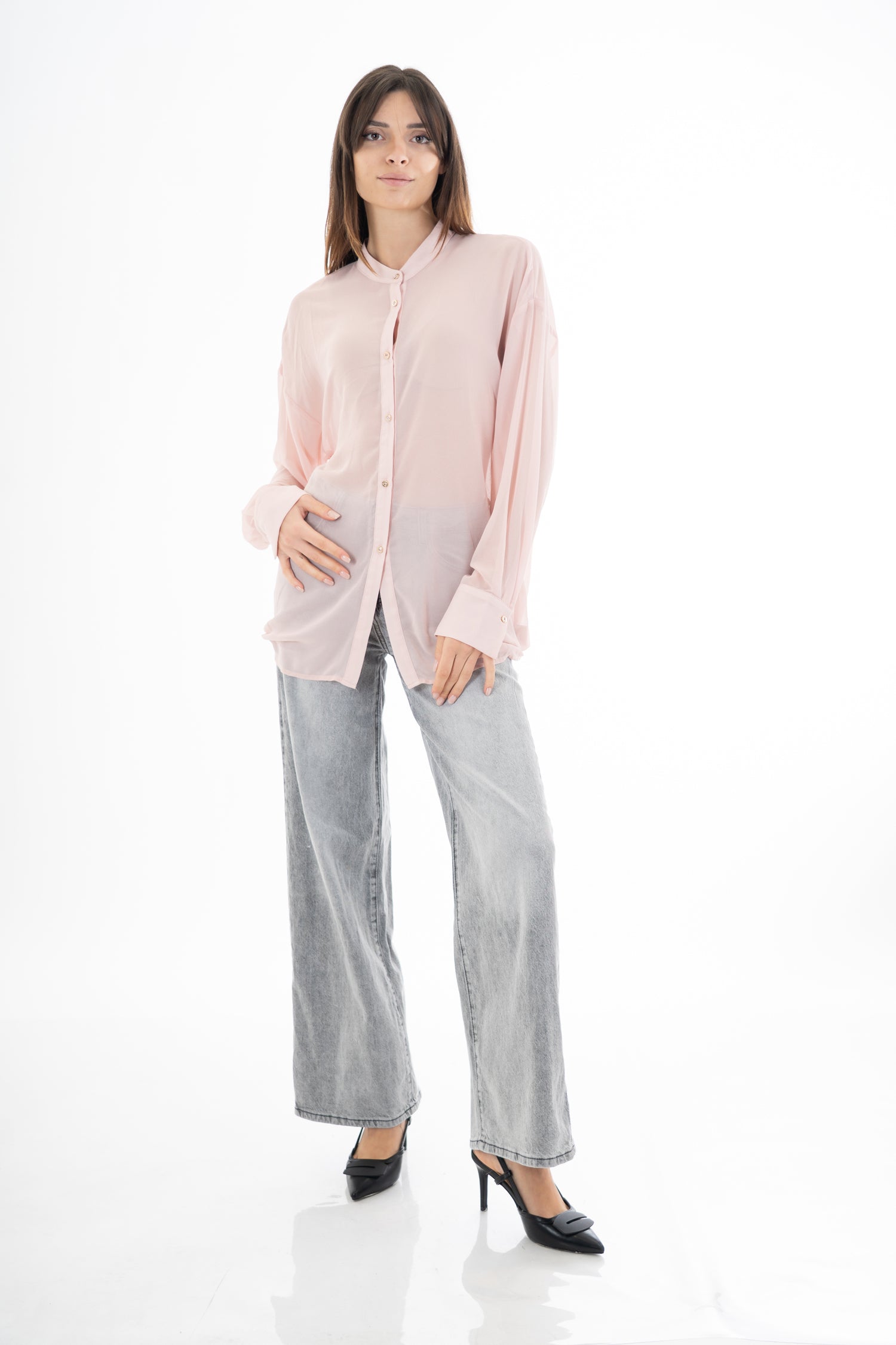 Camicia lunga in georgette velata con scollatura incrociata sul retro