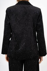 modella indossando Giacca velluto con punti luce laminati colore