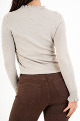 modella indossando Maglia SoftLurex con micro paillettes e volant colore