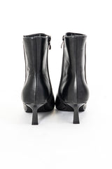 Tronchetti eleganti in ecopelle nera con tacco kitten heel