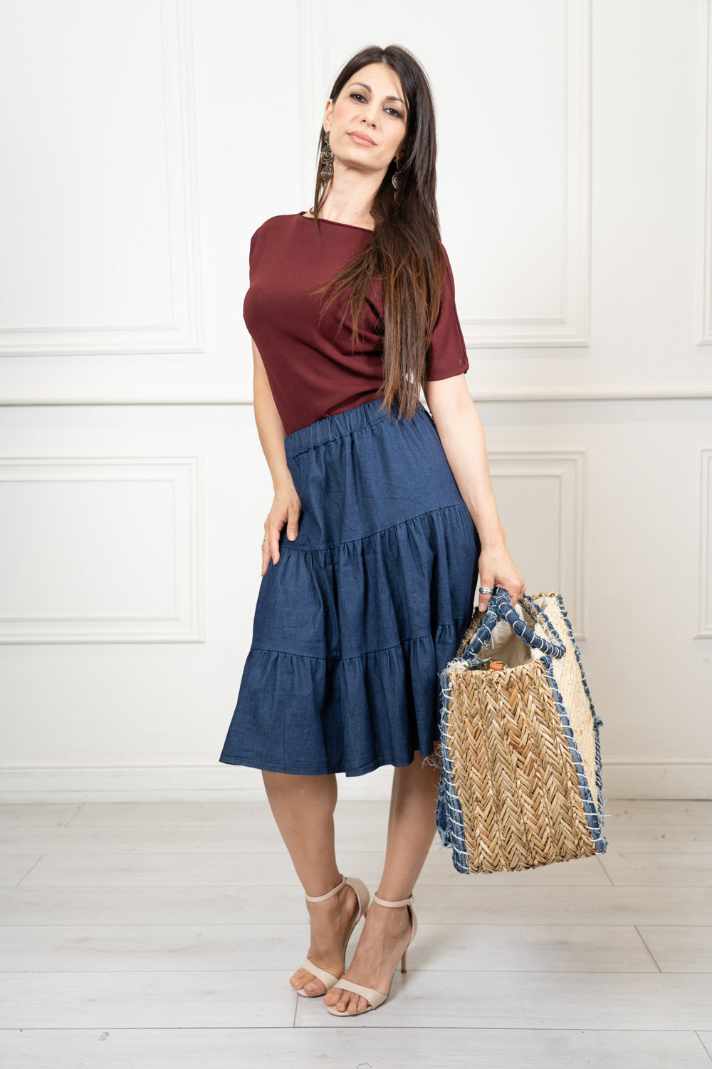 Gonna midi a balze in chambray elasticizzato.