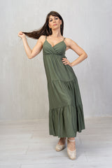 Abito con balze e fascia elastica
