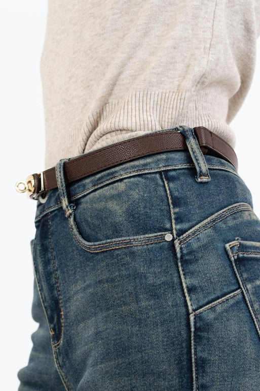 Cintura Slim con Fibbia Metallica