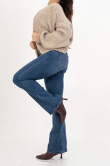 Jeans push-up elasticizzato a zampa lavaggio medio