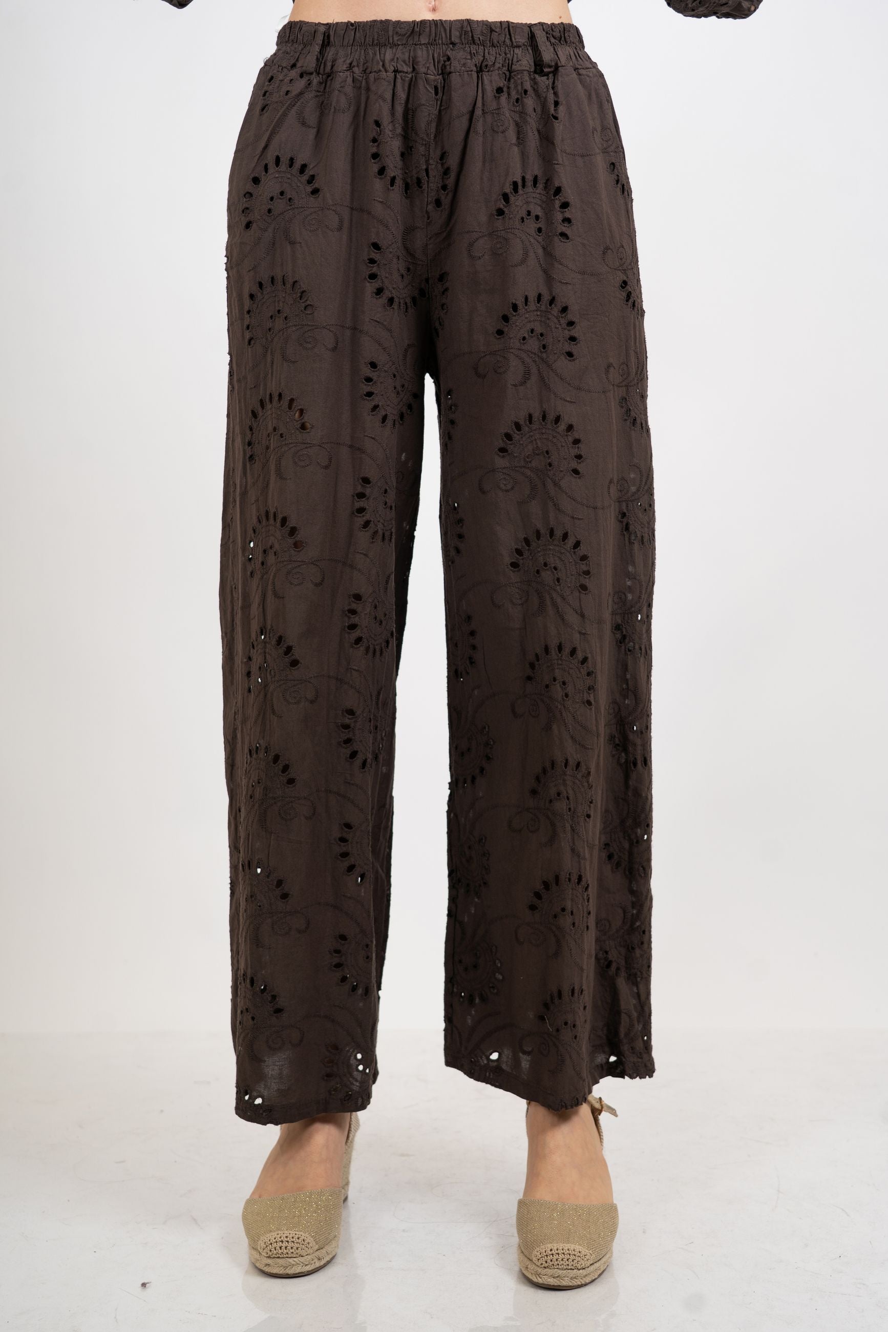 Pantalone traforato Onde Ricamate in cotone.