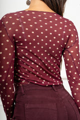 modella indossando Maglia Aveline colore