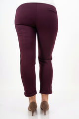 modella indossando Pantaloni Punto Milano Elegance – Prugna colore